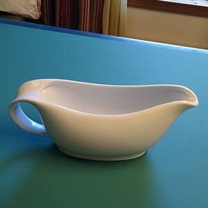 Cordon Bleu Large Gravy Boat Ceramic Cottagecore Grandmacore Countrycore